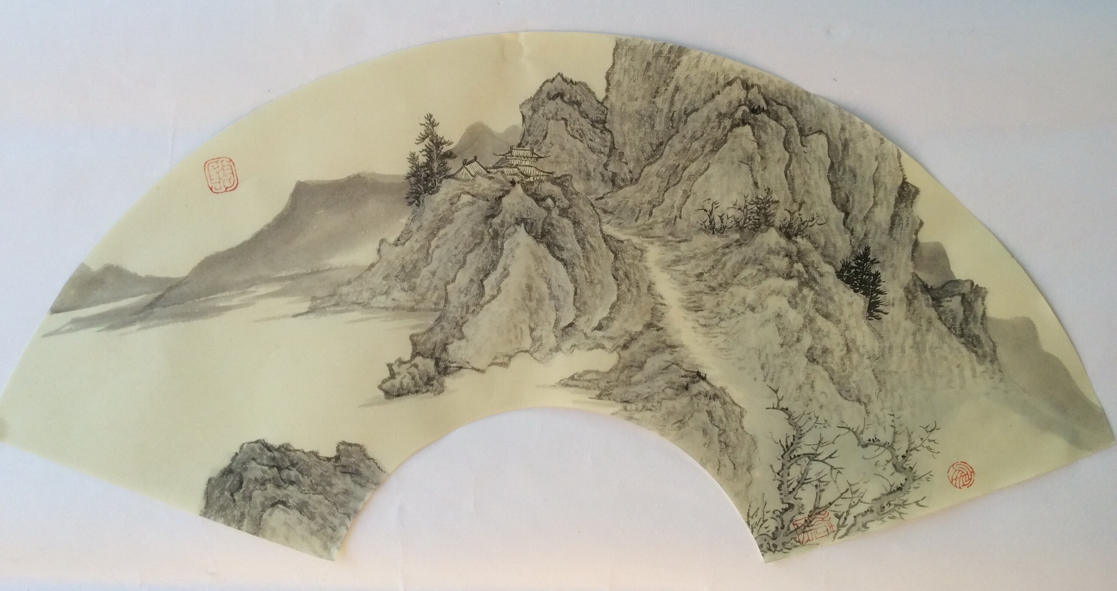 山水扇面_纸本水墨_国画_宝甄网